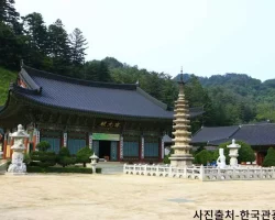 月精寺（圖源：韓國觀光公社）